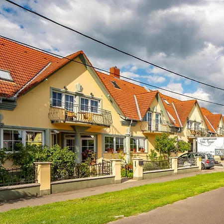 Hotel Wellness Kager 4*